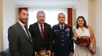 Vali Yılmaz, 15 Temmuz Gazilerini Evlerinde Ziyaret Etti