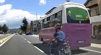 Makas attı, egzozu bağırttı: Plakasız motosikletli trafikte tehlike saçtı