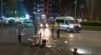 Samsun'da kamyonet ile motosikletin çarpıştığı kazada 5 kişi yaralandı