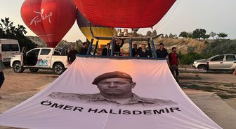 Nevşehir'de 15 Temmuz Anısına Türk Bayraklı Balonlar Havalandı