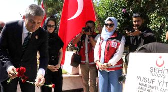Antalya'da 15 Temmuz şehidi Muhammet Oğuz Kılınç kabri başında anıldı