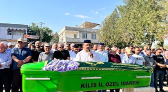 Boşanma aşamasındaki eşi tarafından öldürülen kadın son yolculuğuna uğurlandı