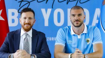 Erzurumspor FK, Nihad Mujakic'i kadrosuna kattı