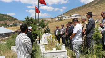 Bingöl'de şehit kabirleri ziyaret edildi