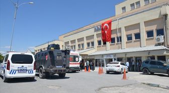 Muş'ta devrilen traktörün römorkundaki 1 kişi öldü, 23 kişi yaralandı
