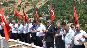 Sason'da 15 Temmuz'da şehit kabirleri ziyaret edildi