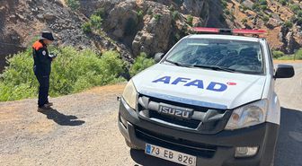 Şırnak'ta balık tutarken Habur Çayı'na düşen kişiyi arama çalışmaları sürüyor