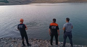 Elazığ'da baraj gölüne giren genç boğuldu