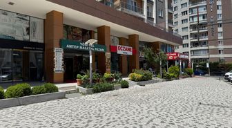 Esenyurt'ta silahlı saldırı kamerada