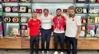 Eskişehirli güreşçiler Türkiye ikincisi oldu