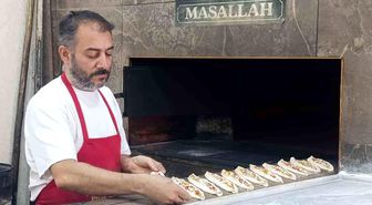 Kavurucu sıcakta ekmek mesaisi