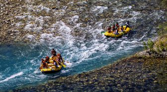 Manavgat'ta debisi yükselen Köprüçay rafting tutkunlarını ağırlıyor