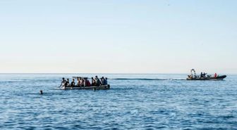 Myanmar'da göçmenleri taşıyan iki tekne battı: 500'den fazla kişi kayıp