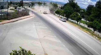 Otomobil takla attı, sürücü yaralandı