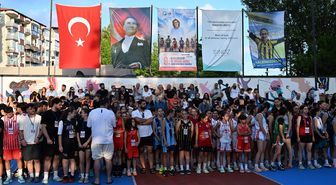 Sinop'ta 9. Uluslararası Mustafa Berkay Akbaş Sokak Basketbolu Turnuvası başladı