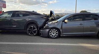Ankara'da zincirleme kazada 5 araç birbirine girdi: 5 yaralı