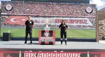 Çorum FK'nın şampiyonluk kupası kentte sergileniyor