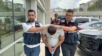 Jandarma, bagajdaki boya kutularında 2 bin 653 uyuşturucu hap ele geçirdi