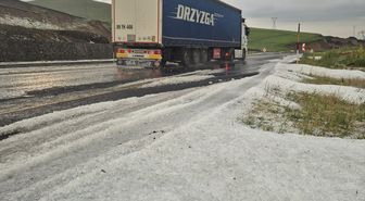 Kars'ta sağanak ve dolu etkili oldu