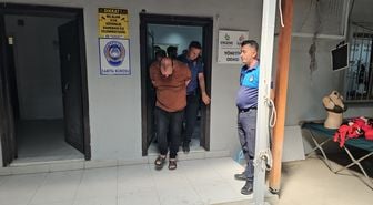 Pazar yerinde kadınların görüntülerini çeken şüpheliye gözaltı