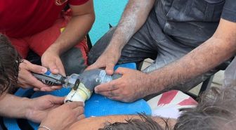 Seydikemer'de kolu yüzme havuzunun emiş borusuna sıkışan çocuk kurtarıldı