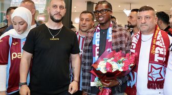 Trabzonspor'un yeni transferlerinden Sidny Lopes Cabral, Trabzon'a geldi