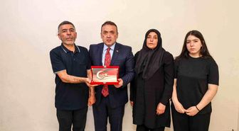 Vali Sözer Şehit Ailesine Vefa Ziyareti Gerçekleştirdi