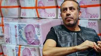 20 yıllık yol arkadaşı Haluk Levent'i sattı