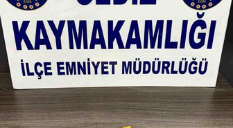 Durdurulan araçta 272 içimlik kağıda emdirilmiş uyuşturucu madde ele geçirildi, 5 kişi yakalandı