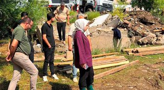 Kaymakam çizmeleriyle gündem oldu