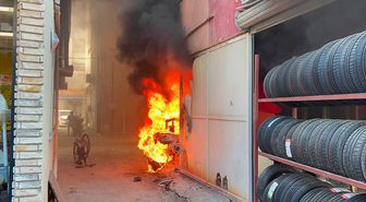 Mersin'de otomobil lastiği tamiri yapılan iş yerinde çıkan yangın söndürüldü