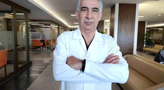 Op. Dr. Atlı: 'Ebola, iç ve dış organlarda kanamalarla seyreden bir hastalık'
