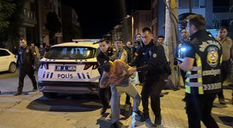 Polise direnen alkollü sürücü biber gazı ile etkisiz hale getirildi