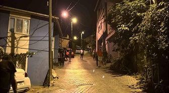 Pompalı tüfekle geldi, gece yarısı mahalleliyi sokağa döktü: 1 yaralı
