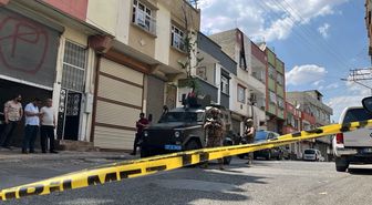 Yakalanacağını anlayınca kaçmaya çalışan şüpheliyi Özel Harekat ekipleri yakaladı