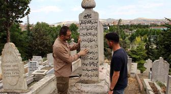 Çorum'da tarihi mezar taşları dijital ortama aktarılıyor