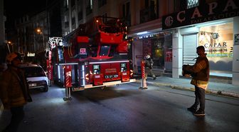 Esenyurt'ta otelde çıkan yangın söndürüldü