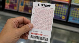 Kahinin tavsiyesiyle piyangodan 83 milyon lira kazandı