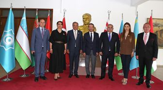 KKTC Dışişleri Bakanı Ertuğruloğlu, Azerbaycan Milli Meclisi heyetini kabul etti