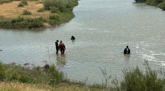 Muş'ta akarsuya düşen 6 yaşındaki çocuğun cansız bedenine ulaşıldı