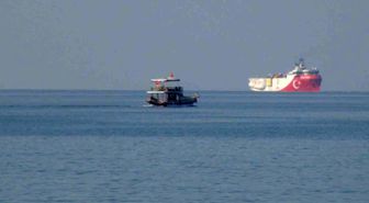 Oruç Reis Sismik Araştırma Gemisi Mersin Taşucu açıklarına demirledi