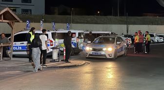Eskişehir'de 'dur' ihtarına uymayan motosikletlinin çarptığı bekçi yaralandı