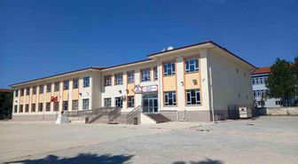 Gediz Yunus Emre MTAL bünyesinde ortaokul bölümü açıldı