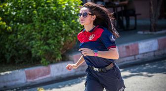 İzmir itfaiyesinin ilk ve tek kadın şoförü Ayet: Ekip arkadaşlarımın canı bana emanet