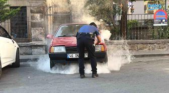 Kayseri'de park halindeki otomobilde yangın