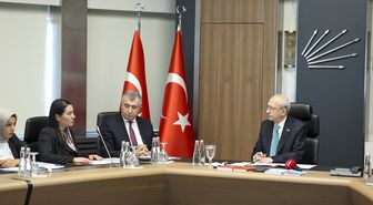 Kılıçdaroğlu, cinayetlerde yakınlarını kaybeden ailelerle görüştü