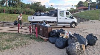 Kocaeli'nin Karadeniz sahillerinden 50 günde 387 ton atık toplandı