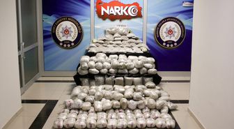 Siirt'te durdurulan tırda 170 kilogram kubar esrar ele geçirildi