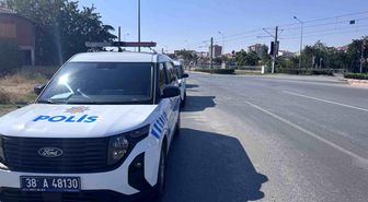 Ticari aracın çarptığı elektrikli bisiklet sürücüsü ağır yaralandı