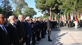 Bakan Uraloğlu, Kıbrıs Barış Harekatı'nın 52'nci yıl dönümünde Lefkoşa'da törene katıldı